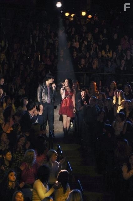 Demi Lovato and Joe Jonas in Camp Rock 2: Отчетный концерт (2010)