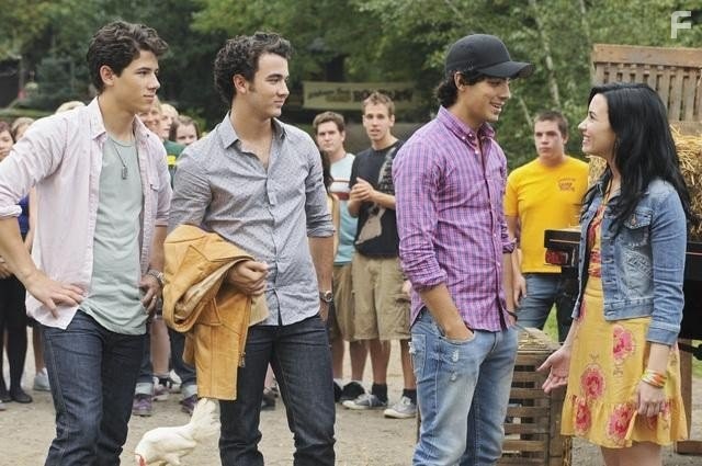 Demi Lovato, Kevin Jonas, Joe Jonas, and Nick Jonas in Camp Rock 2: Отчетный концерт (2010)