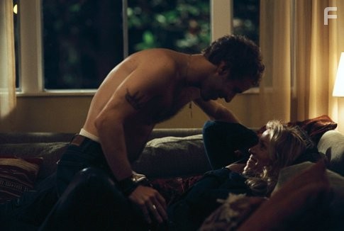 Frances McDormand and Alessandro Nivola in Лорел Каньон (2002)