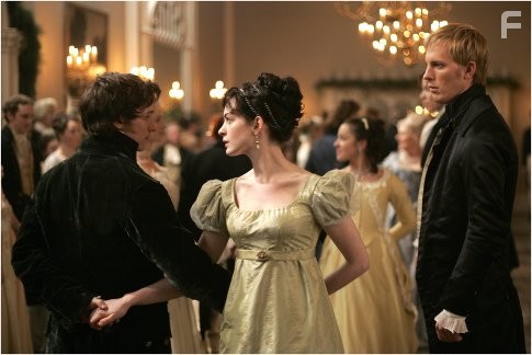 Anne Hathaway, Laurence Fox, and James McAvoy in Джейн Остин (2007)