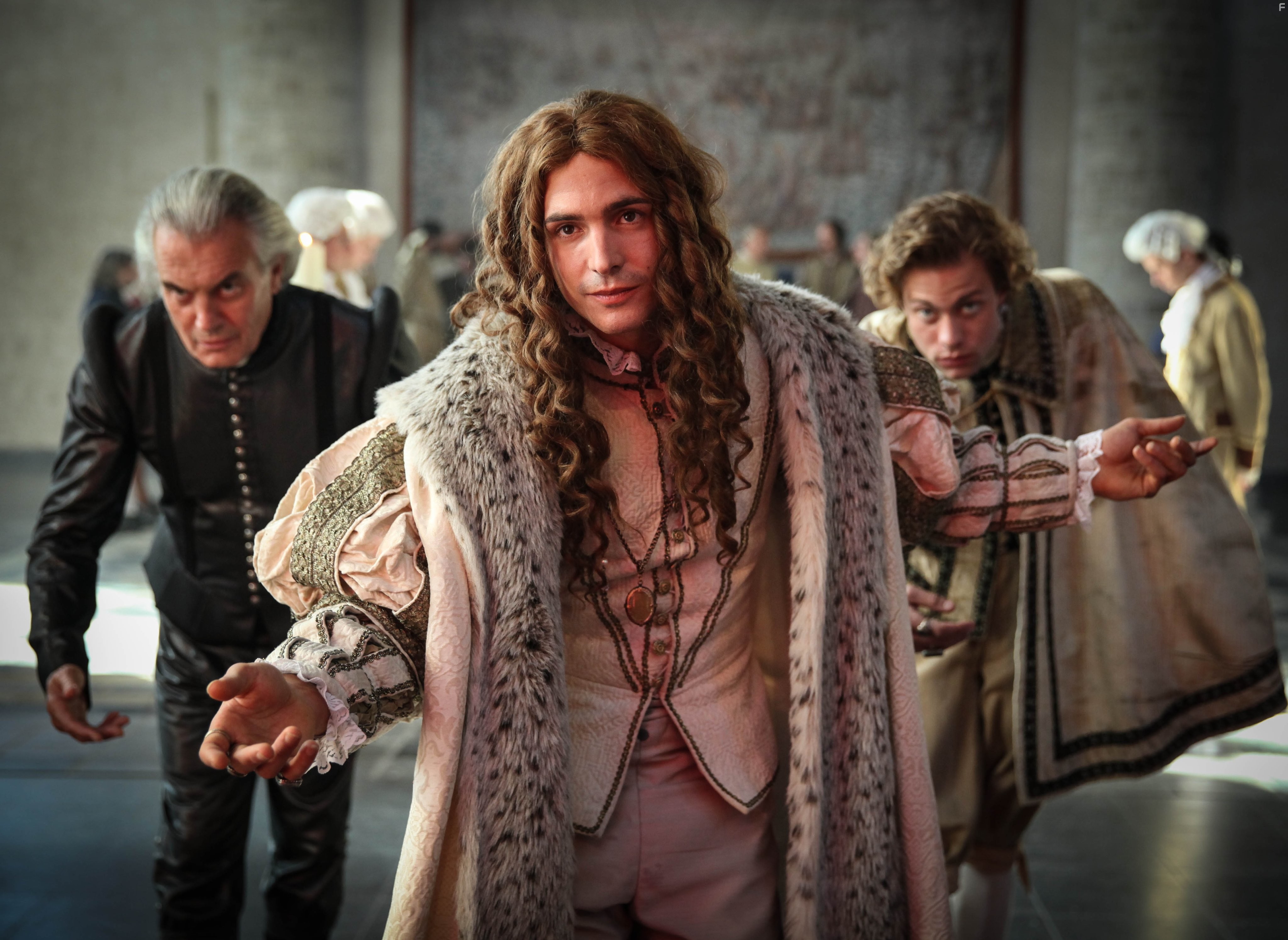 Derek de Lint, Egbert Jan Weeber, and Jelle de Jong in Адмирал (2015)