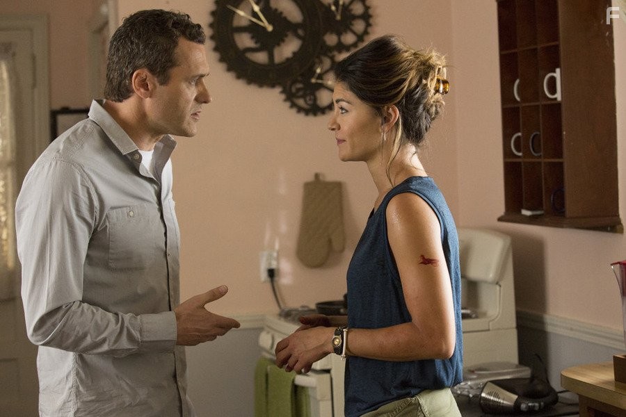 Jason O'Mara, , and  in Сложности (2015)