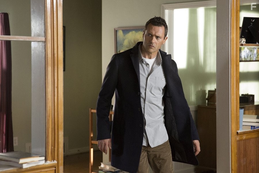 Jason O'Mara in Сложности (2015)