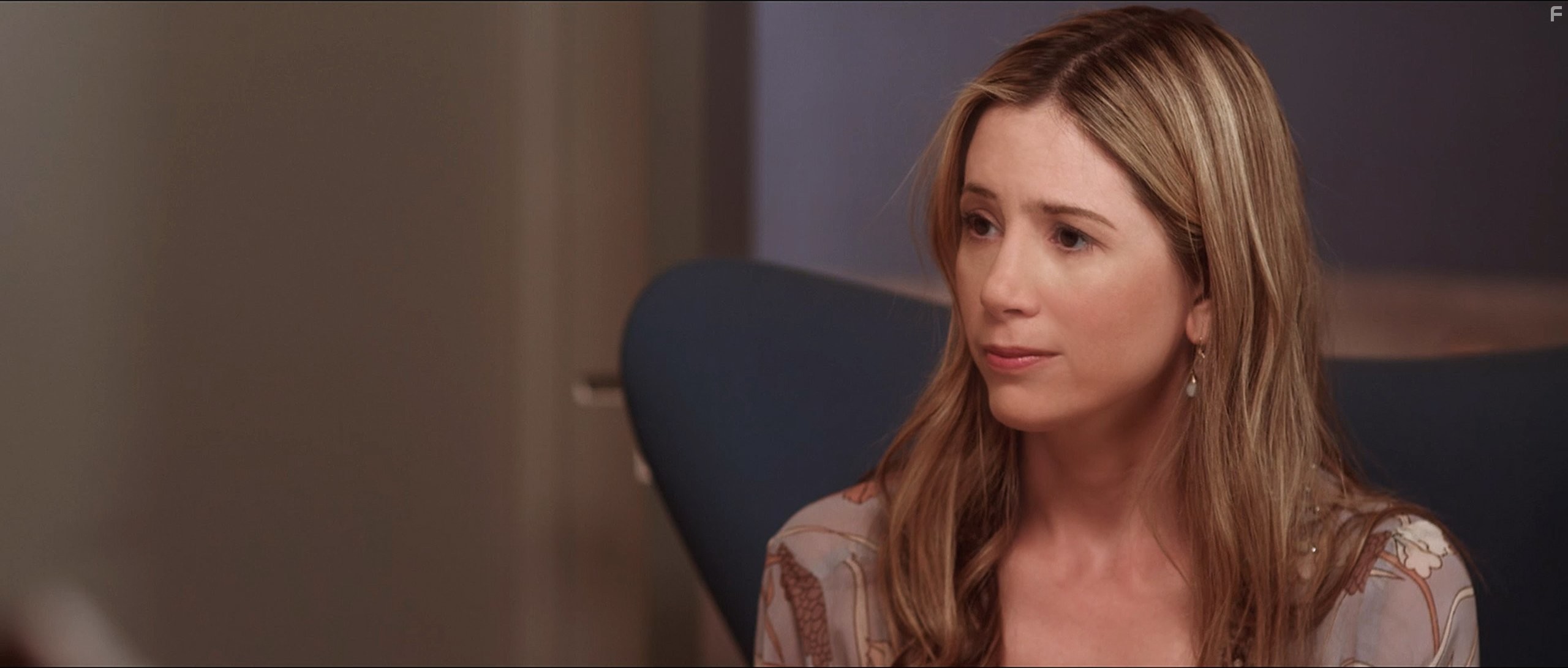 Mira Sorvino in Chloe & Theo (2015)
