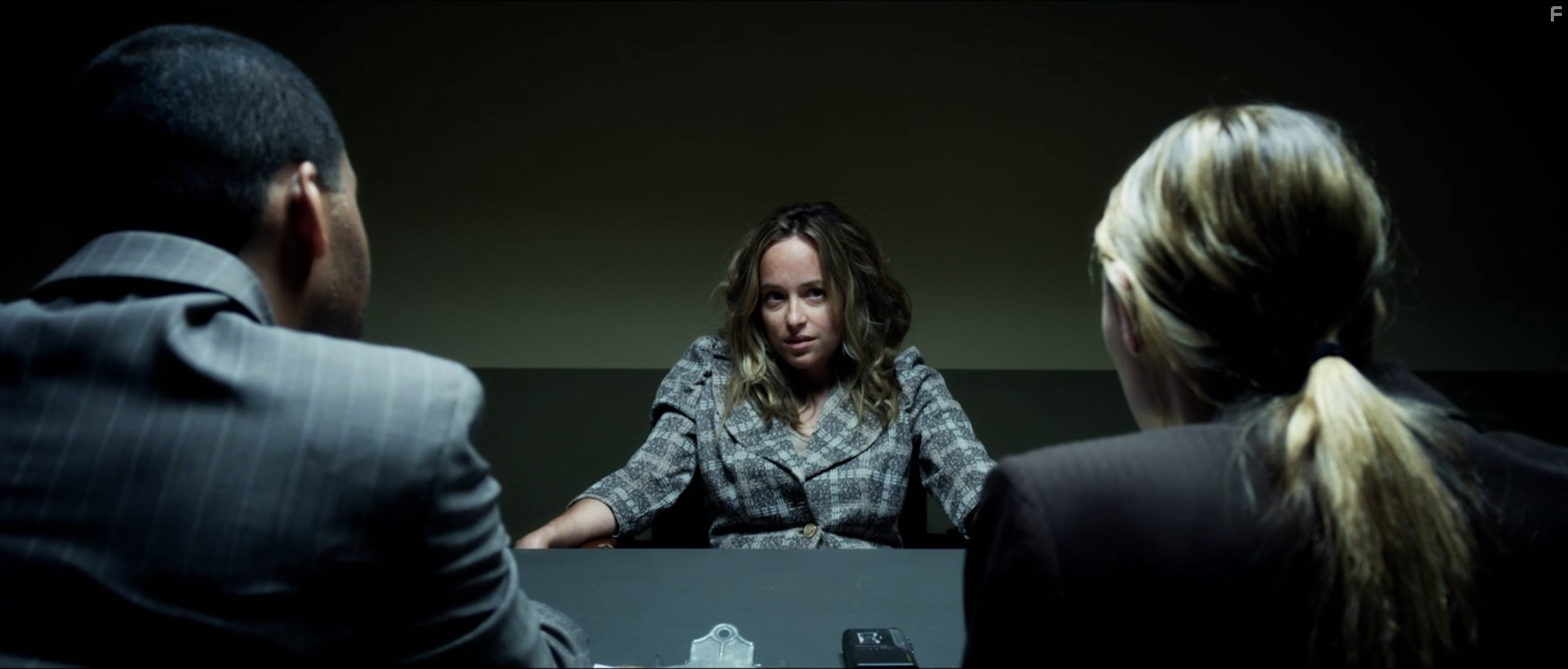 Dakota Johnson, Lawrence Ballard, and Elizabeth Masucci in Chloe & Theo (2015)