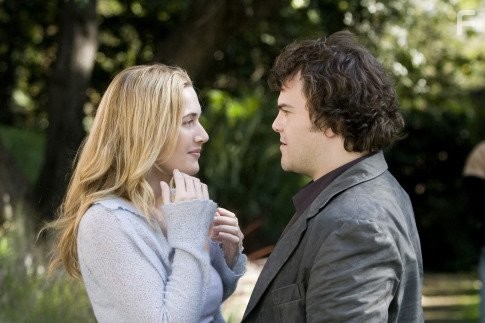 Kate Winslet and Jack Black in Отпуск по обмену (2006)