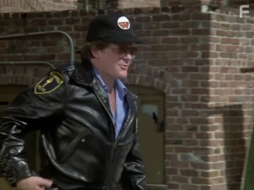 Charles Haid in Блюз Хилл-стрит (1981)