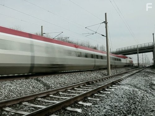 Пересекая черту (2013)