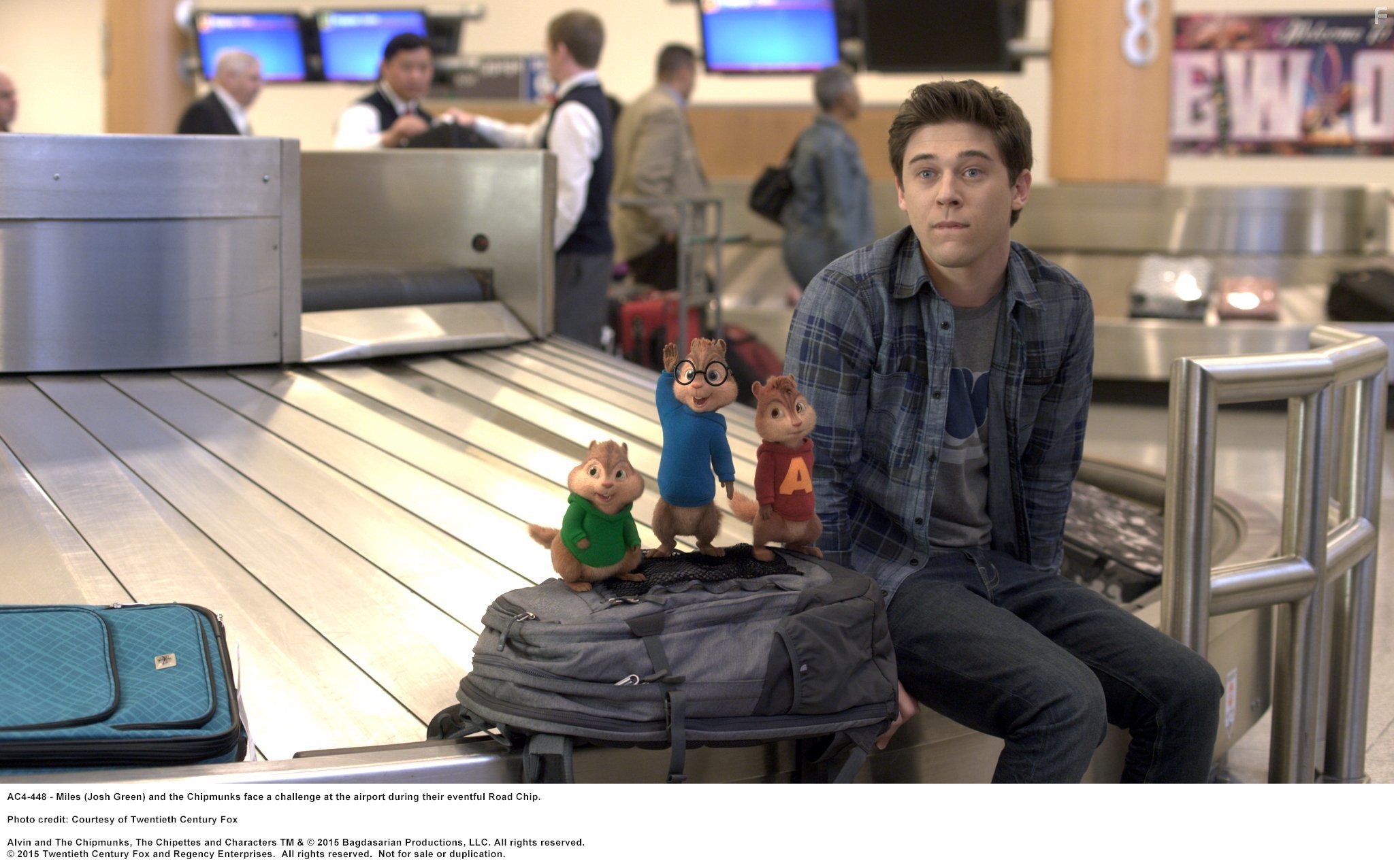 Josh Green in Элвин и бурундуки: Грандиозное бурундуключение (2015)