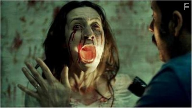 Nil G?nal and ?mit Bulent Dincer in Даббе 5 (2014)