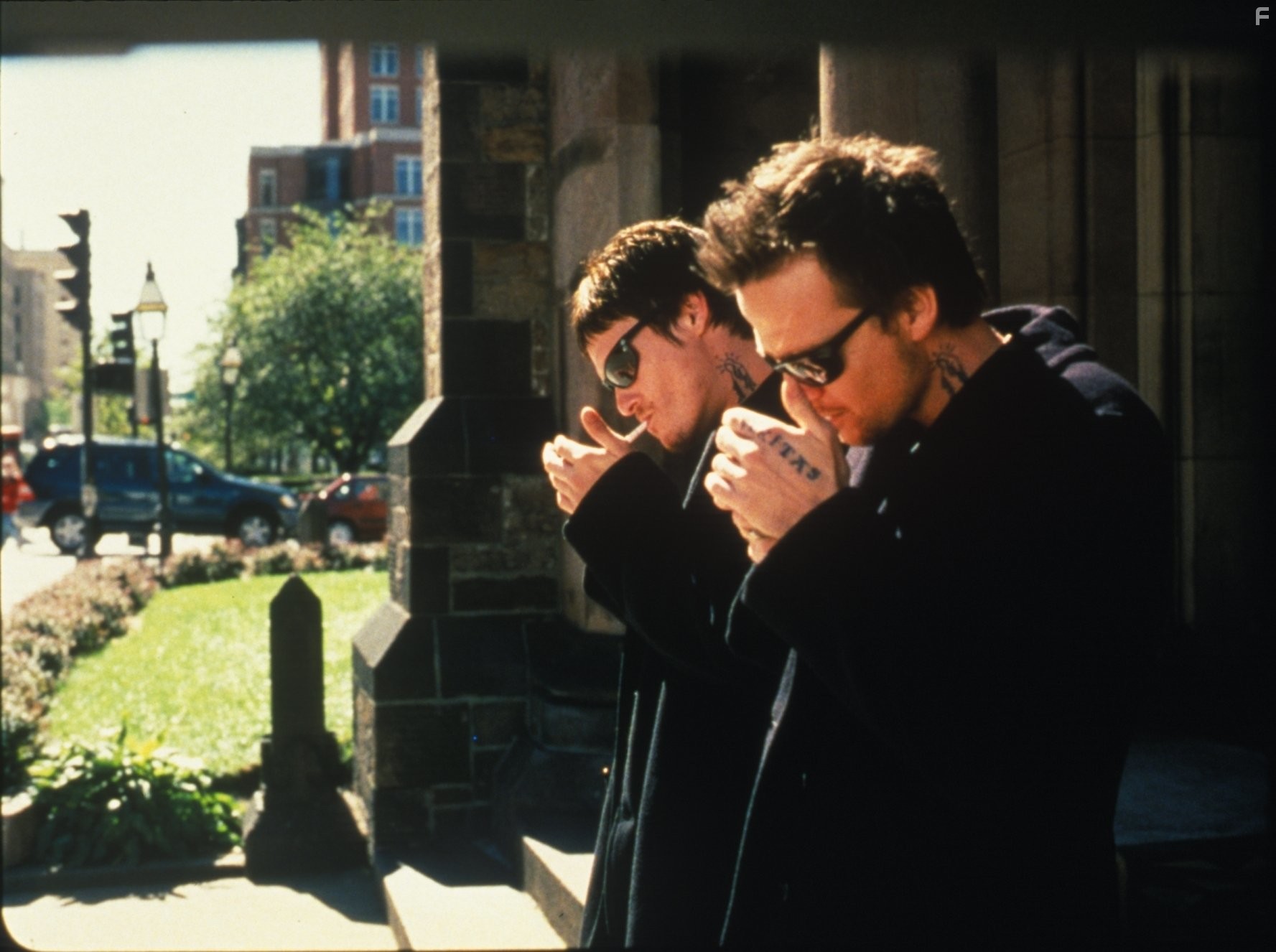 Sean Patrick Flanery and Norman Reedus in Святые из трущоб (1999)