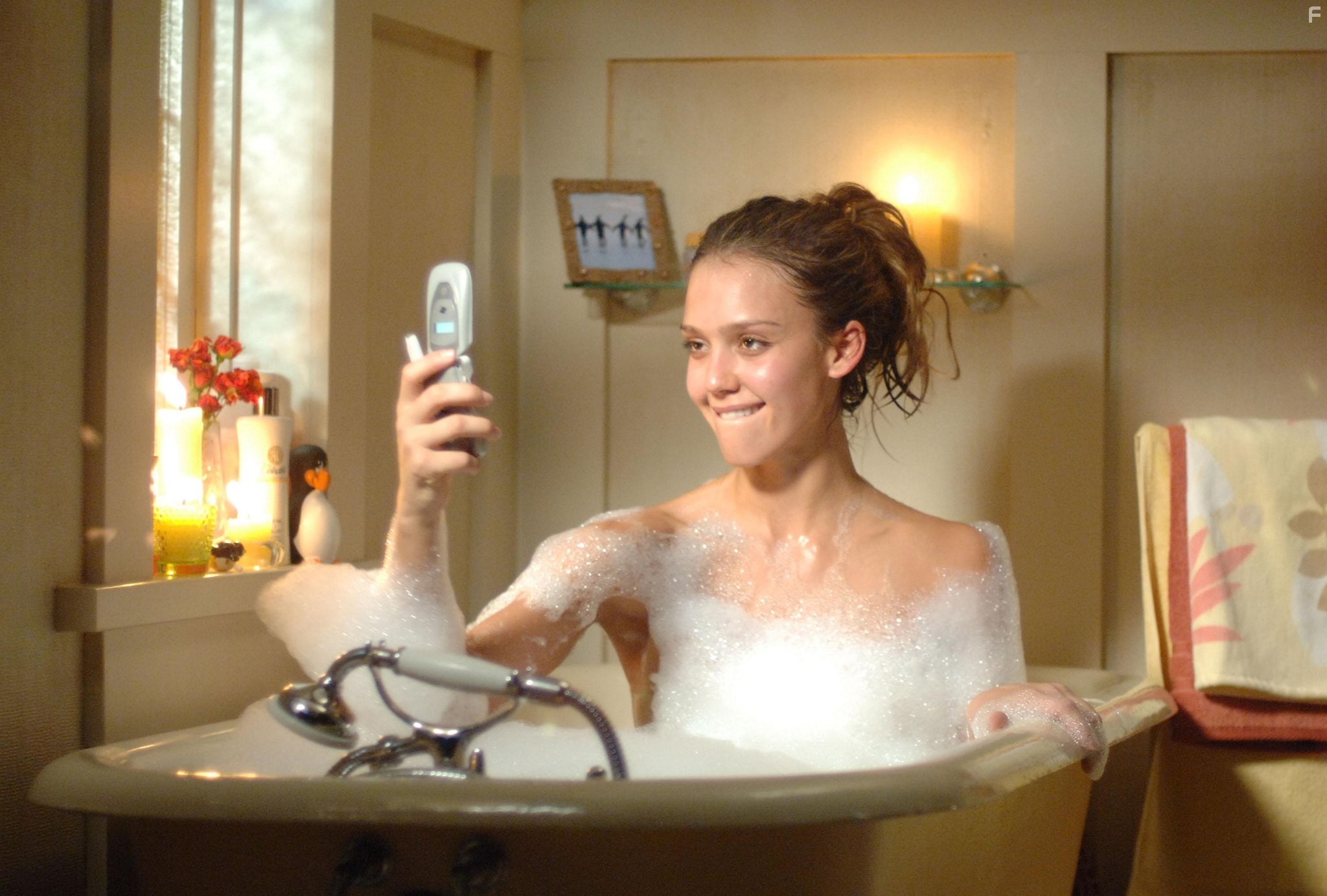 Jessica Alba in Удачи, Чак! (2007)