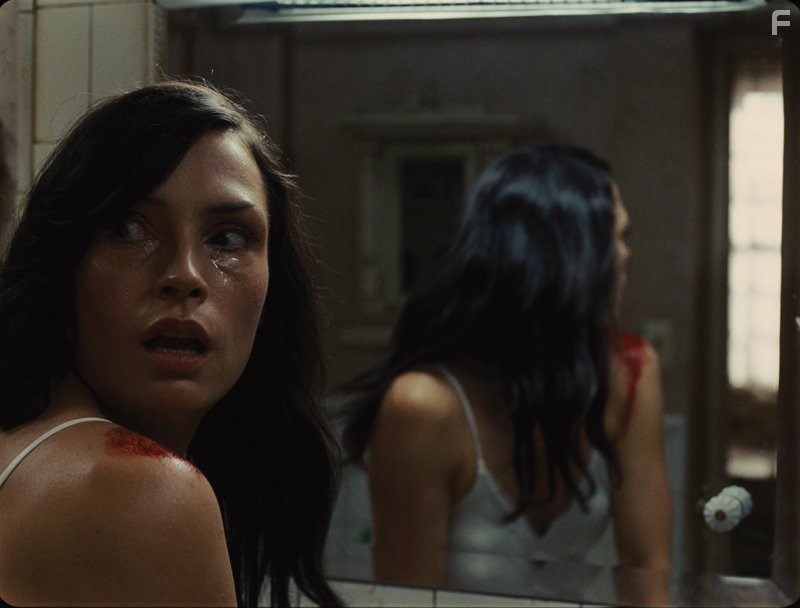 Famke Janssen in 100 футoв (2008)