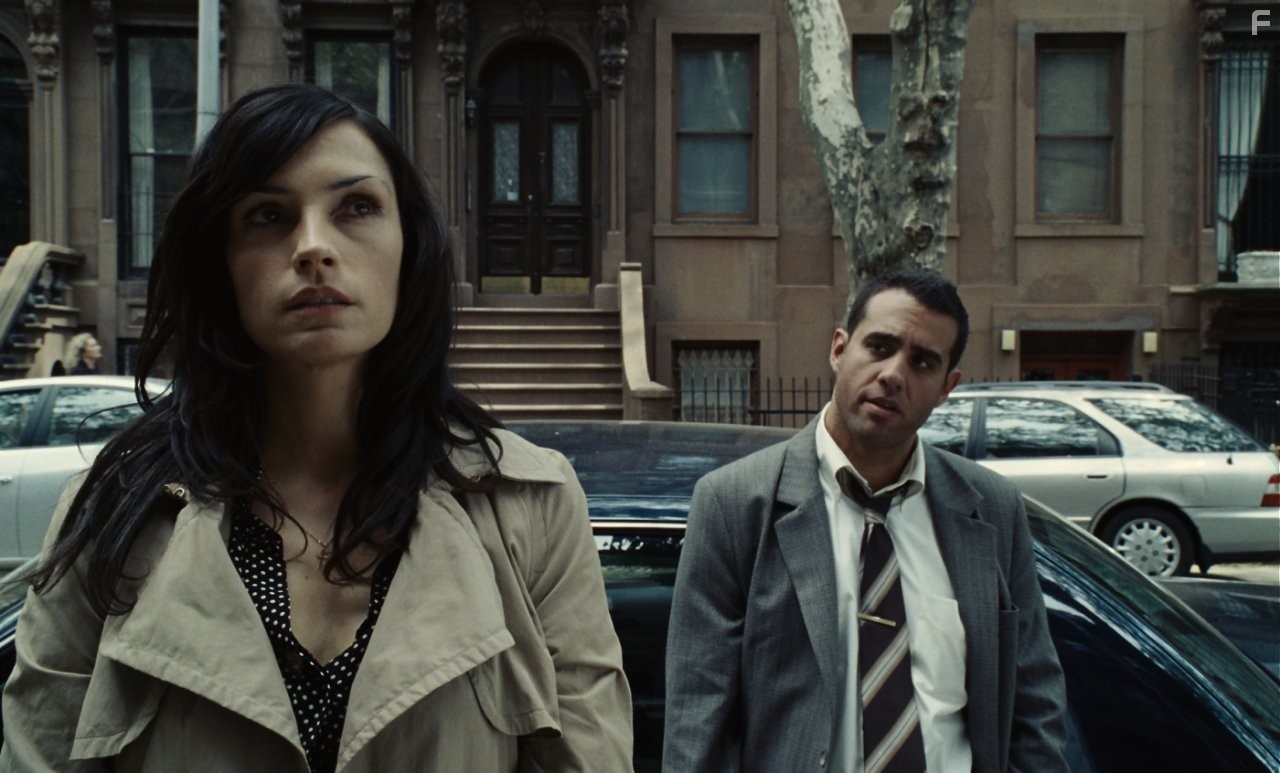 Famke Janssen and Bobby Cannavale in 100 футoв (2008)