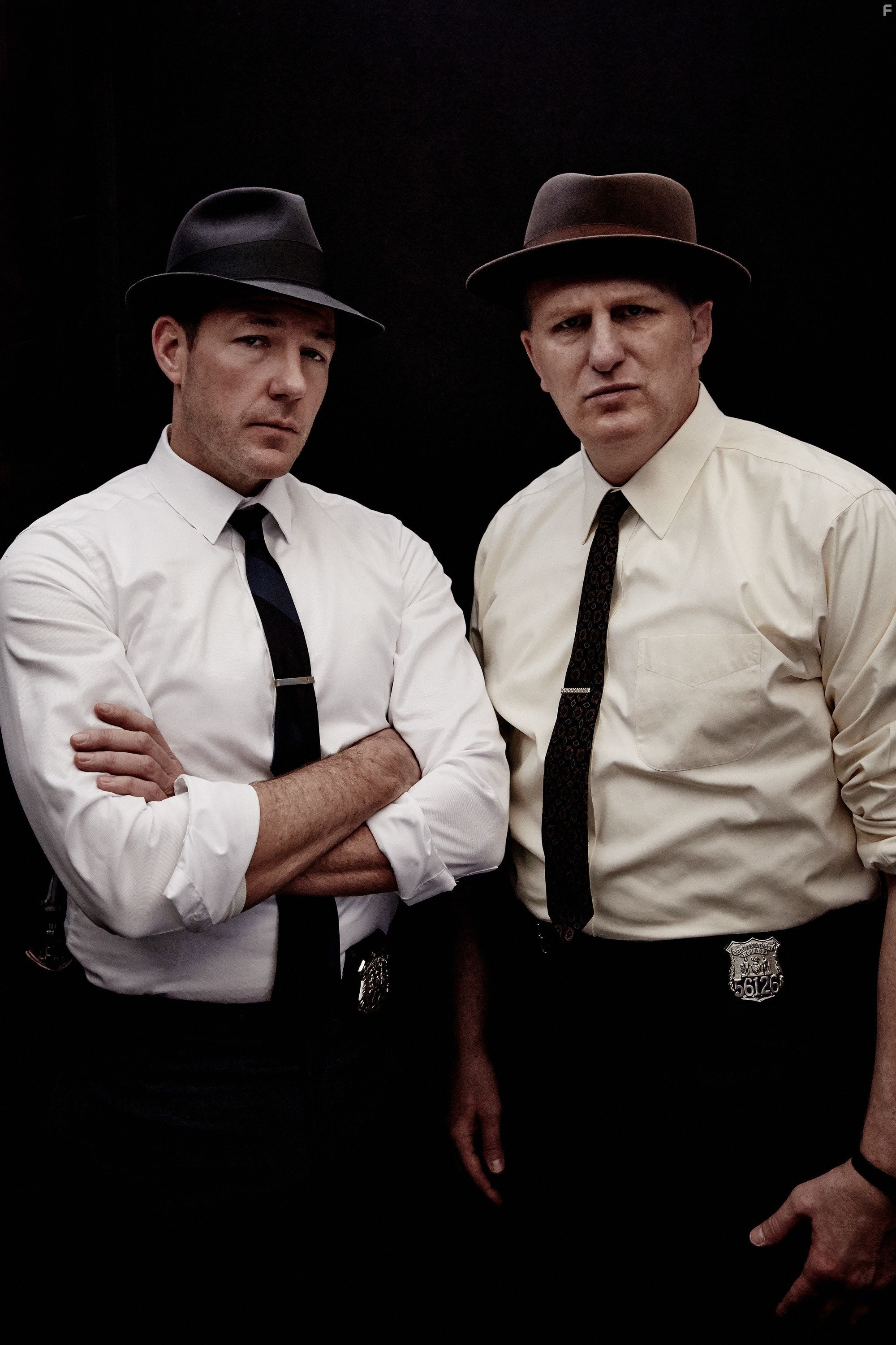 Michael Rapaport and Edward Burns in Общественная мораль (2015)