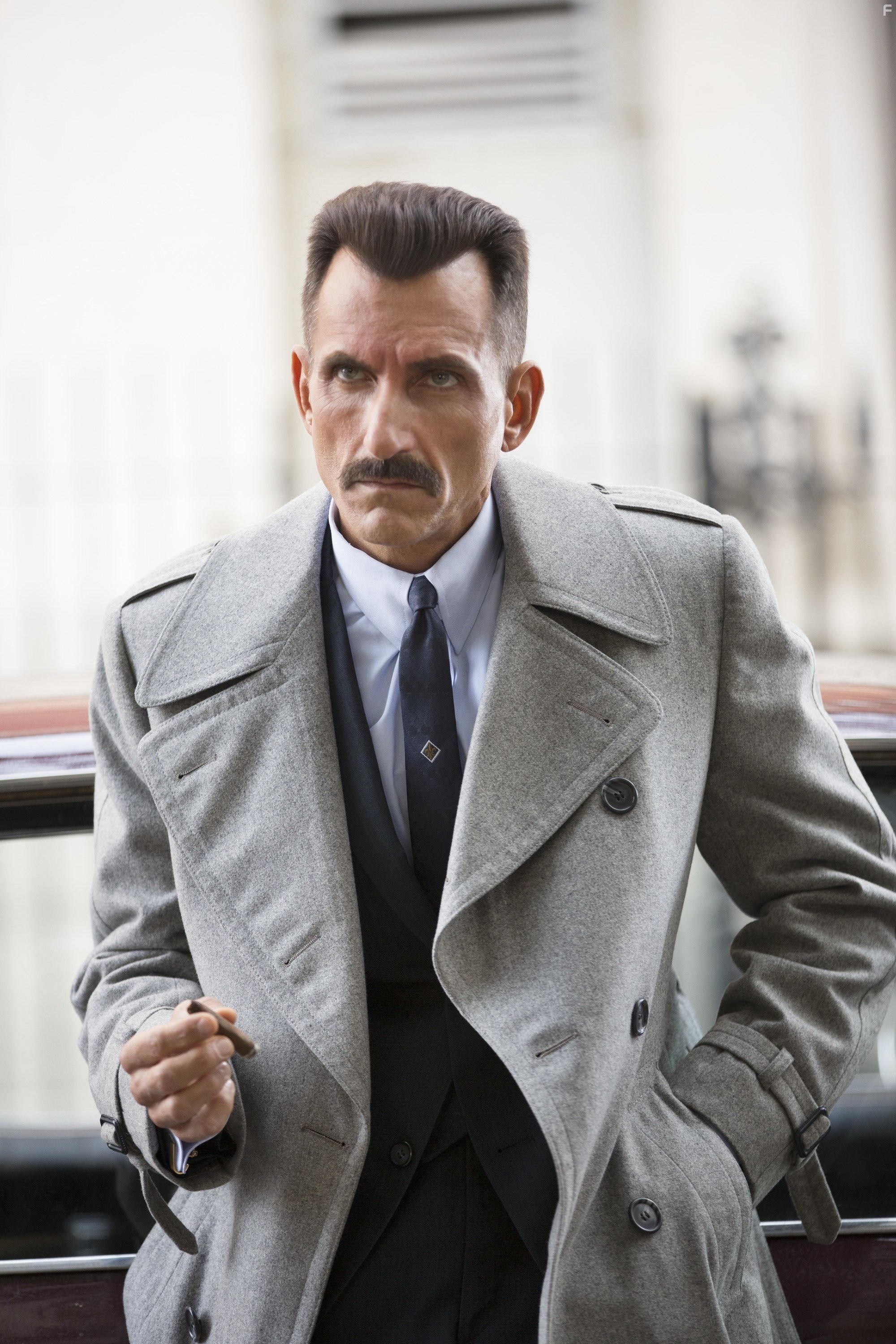 Wass Stevens in Общественная мораль (2015)