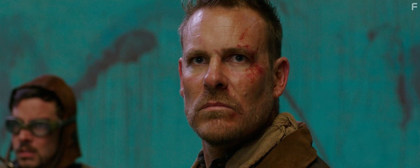 Aaron Jeffery in Турбо пацан (2015)