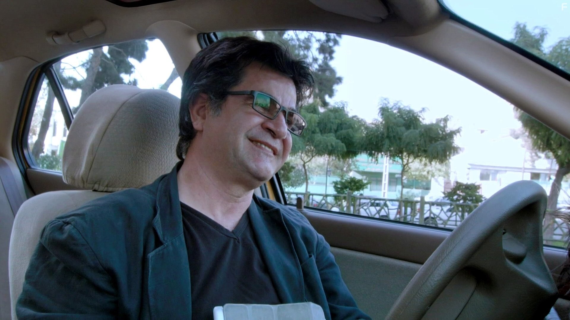 Jafar Panahi in Такси (2015)