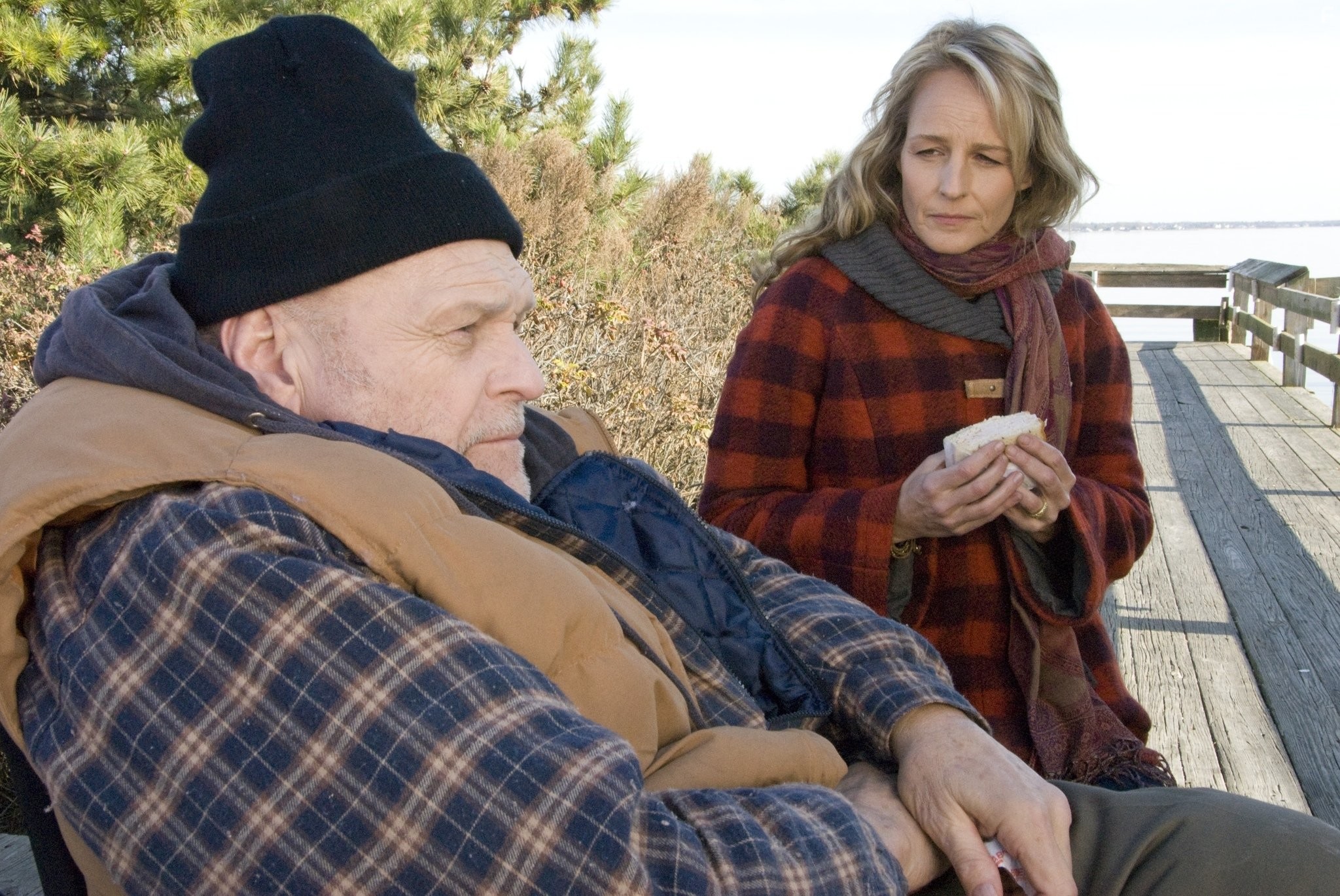 Helen Hunt and Brian Dennehy in Каждый Божий день (2010)