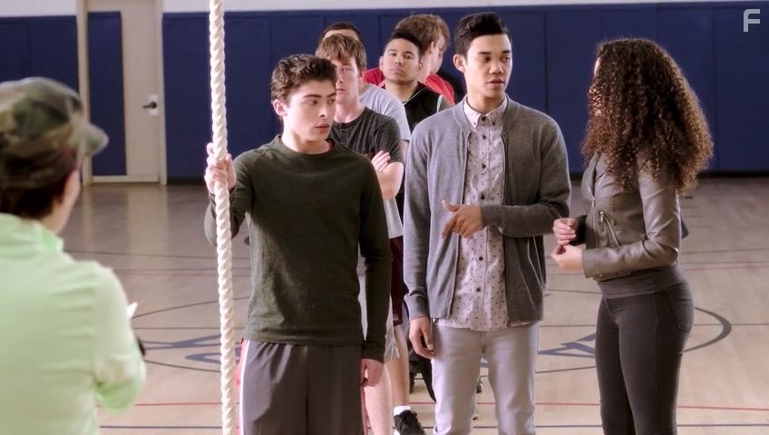 Madison Pettis and Ryan Ochoa in Mostly Ghostly: Have You Met My Ghoulfriend? (2014)