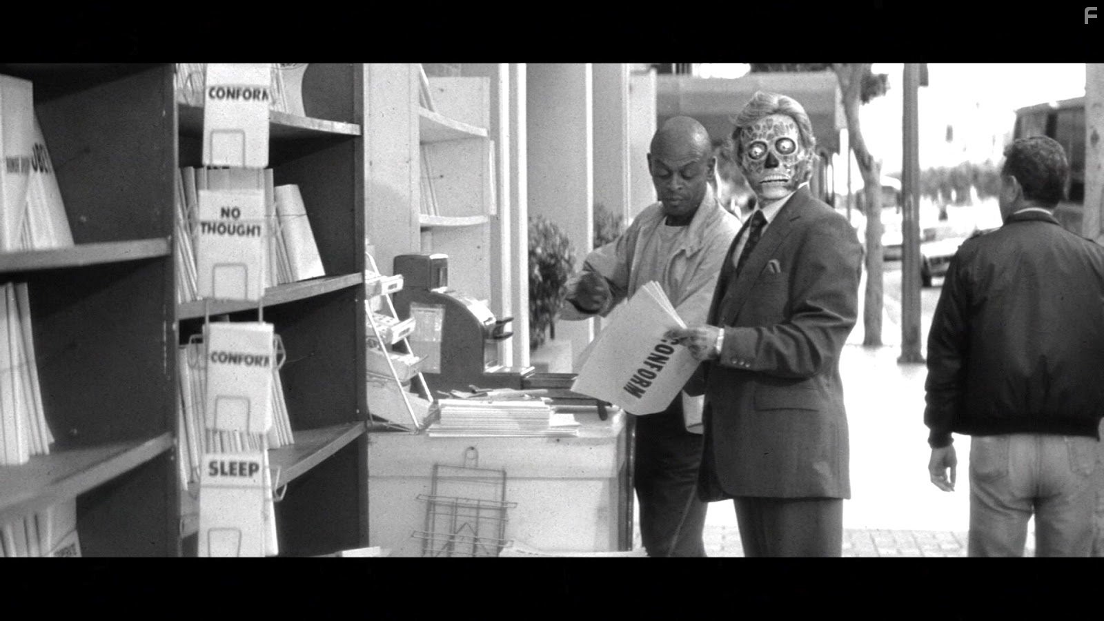 Norm Wilson in Чyжие среди нас (1988)