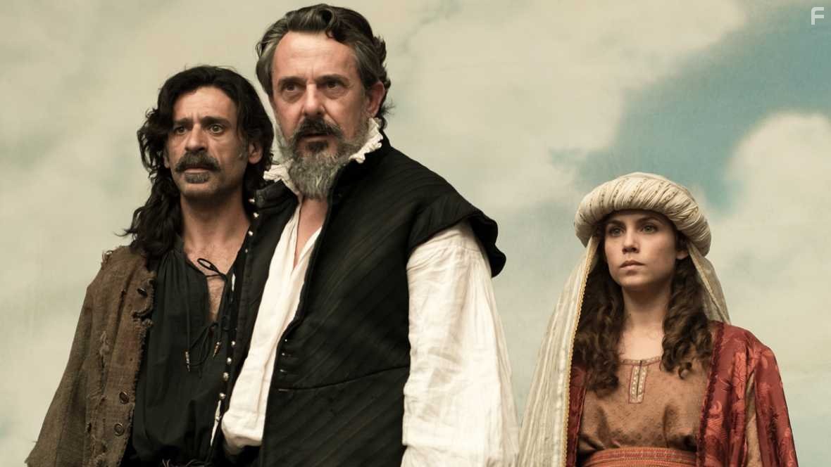 Pere Ponce, Nacho Fresneda, and Aura Garrido in El ministerio del tiempo (2015)