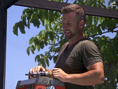 Insane Pools Off the Deep End (2015)