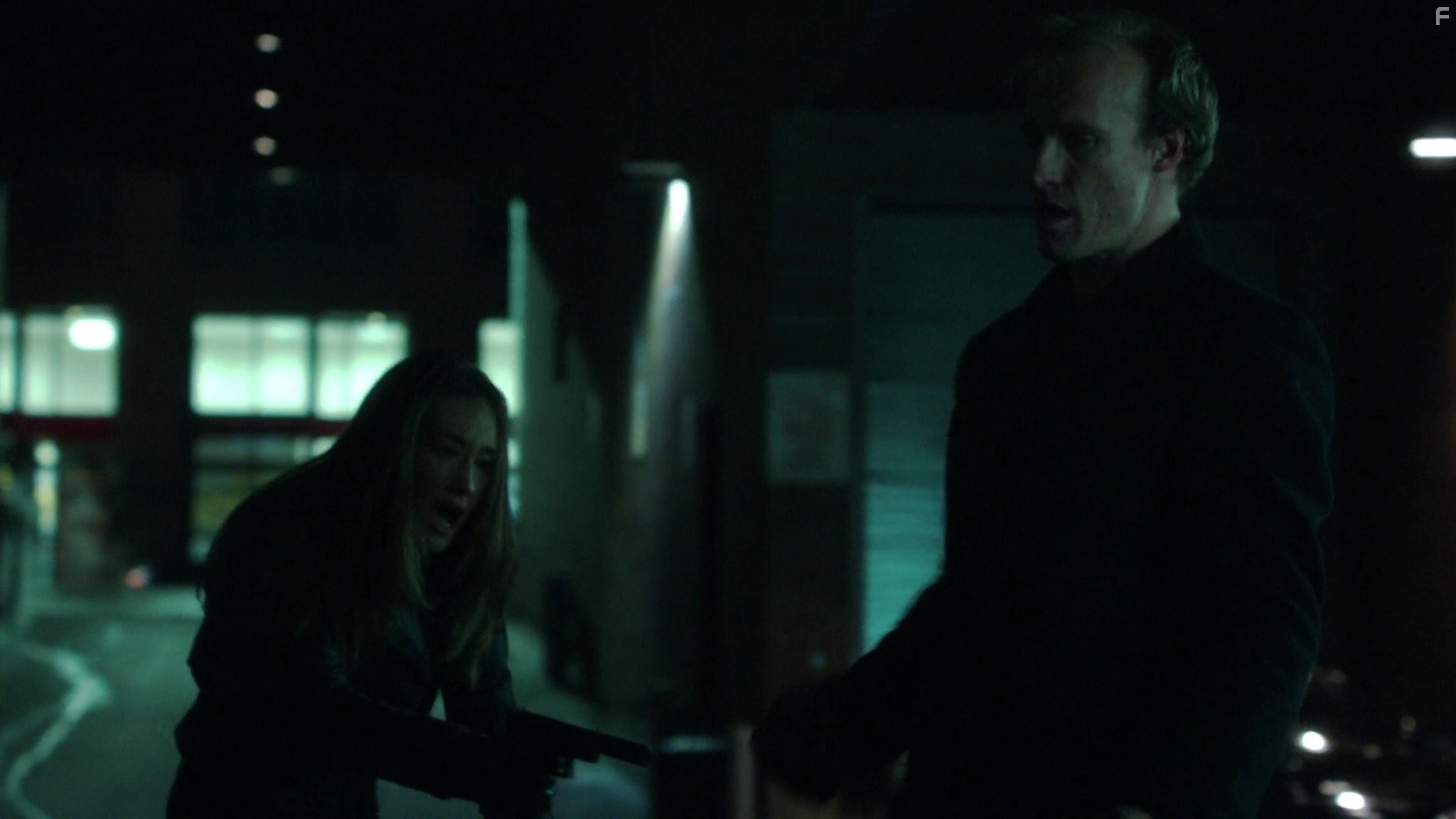 Simon Northwood and Maggie Q in Никита (2010)