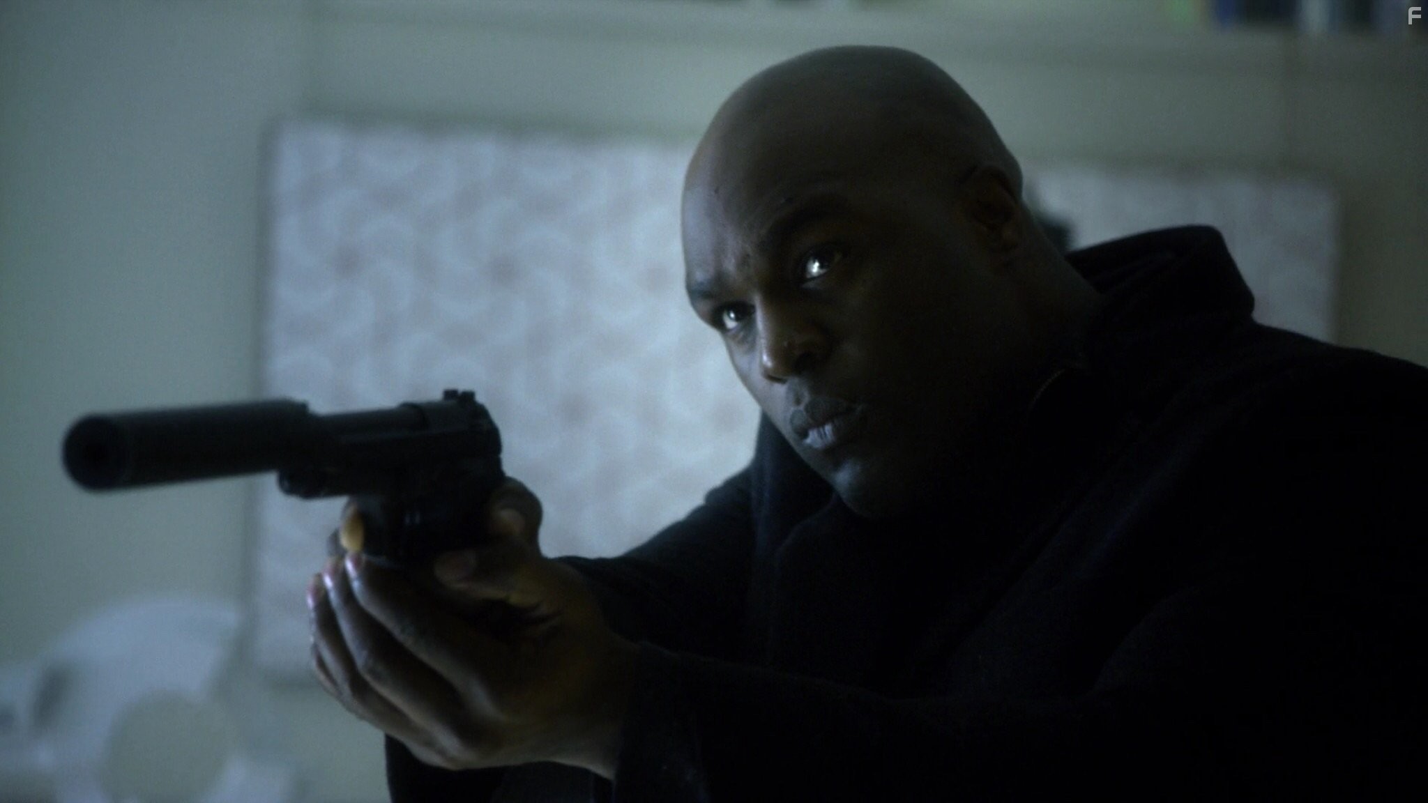 Karl Campbell in Никита (2010)