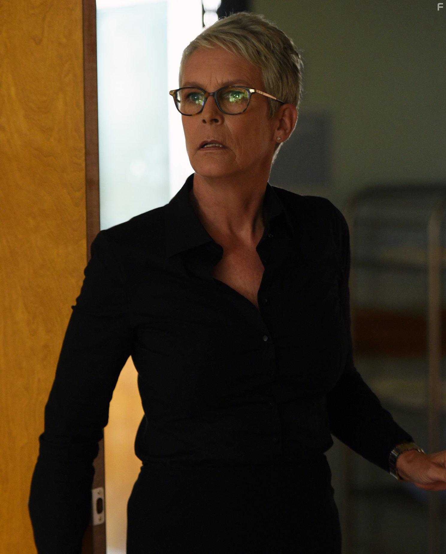 Jamie Lee Curtis in Scream Queens (2015)