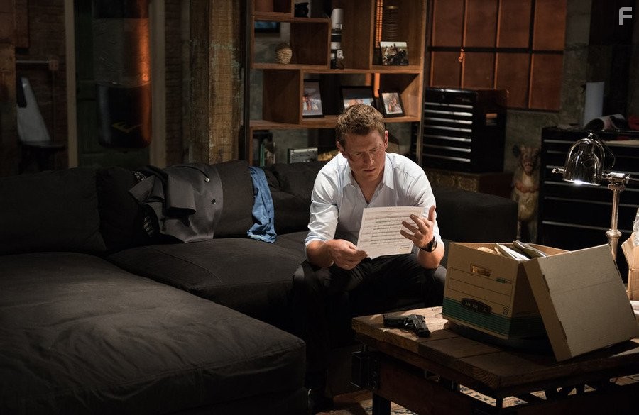 Philip Winchester in Игрок (2015)