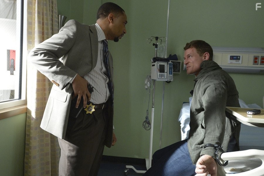 Damon Gupton and Philip Winchester in Игрок (2015)