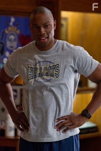 Robbie Jones in Адские кошки (2010)