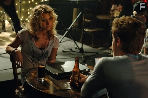 Aly Michalka in Адские кошки (2010)