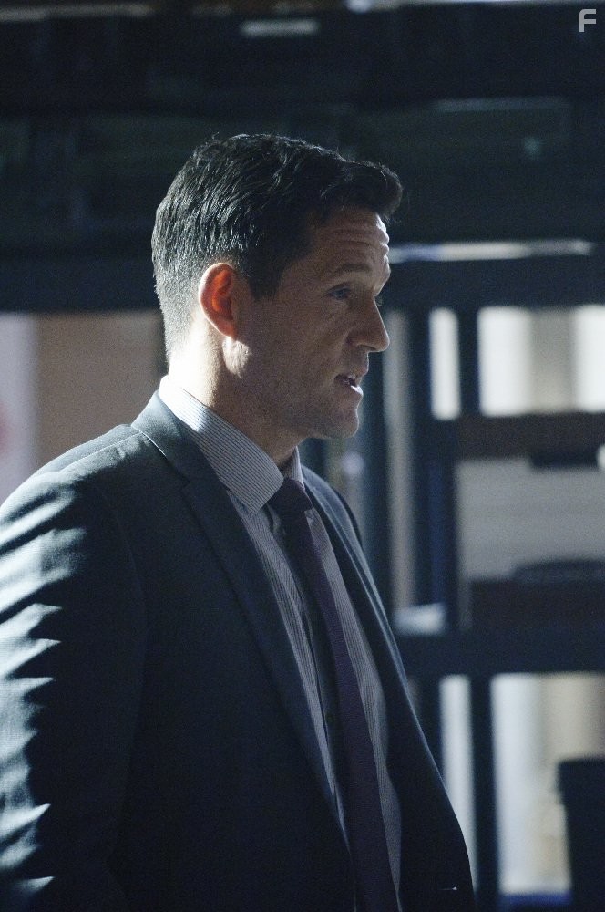 Josh Hopkins in База Куантико (2015)