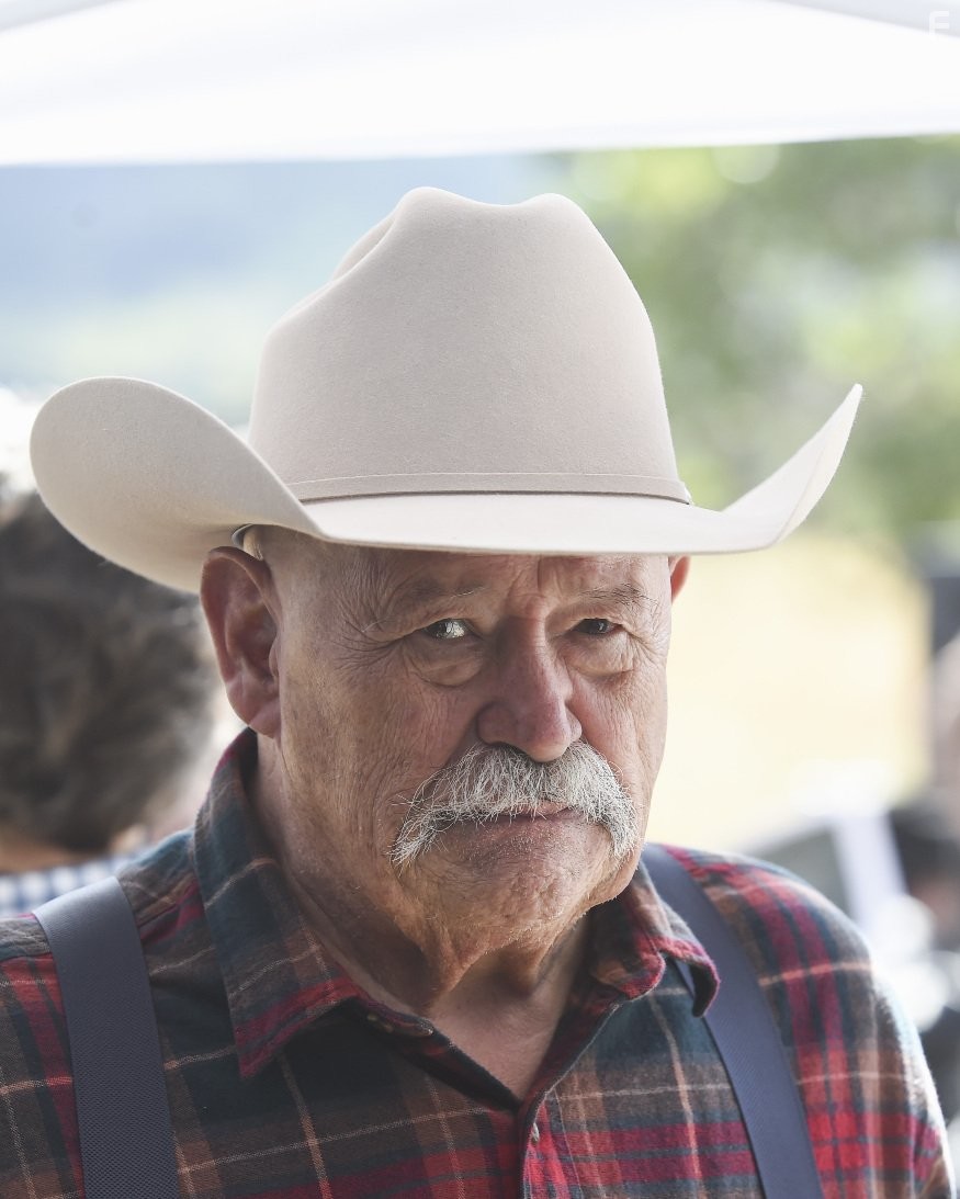 Barry Corbin in Кровь и нефть (2015)
