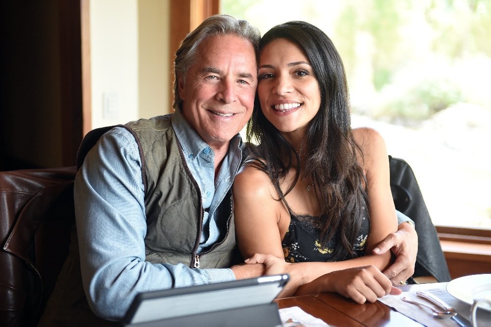 Don Johnson and Miranda Rae Mayo in Кровь и нефть (2015)
