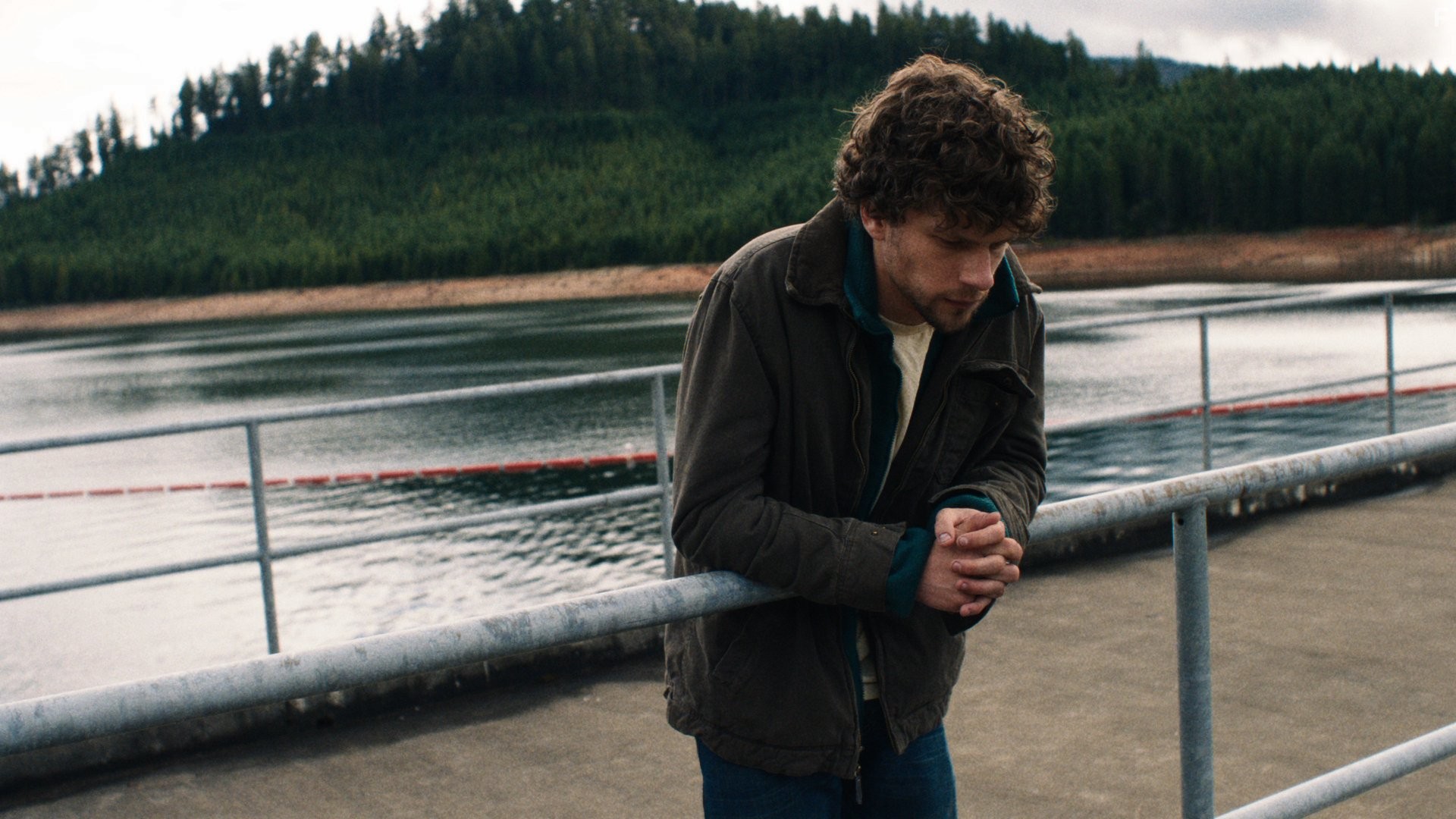 Jesse Eisenberg in Ночные движения (2013)