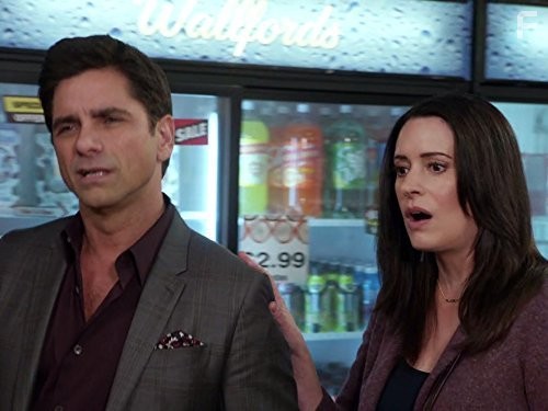 John Stamos and Paget Brewster in Дедушка (2015)