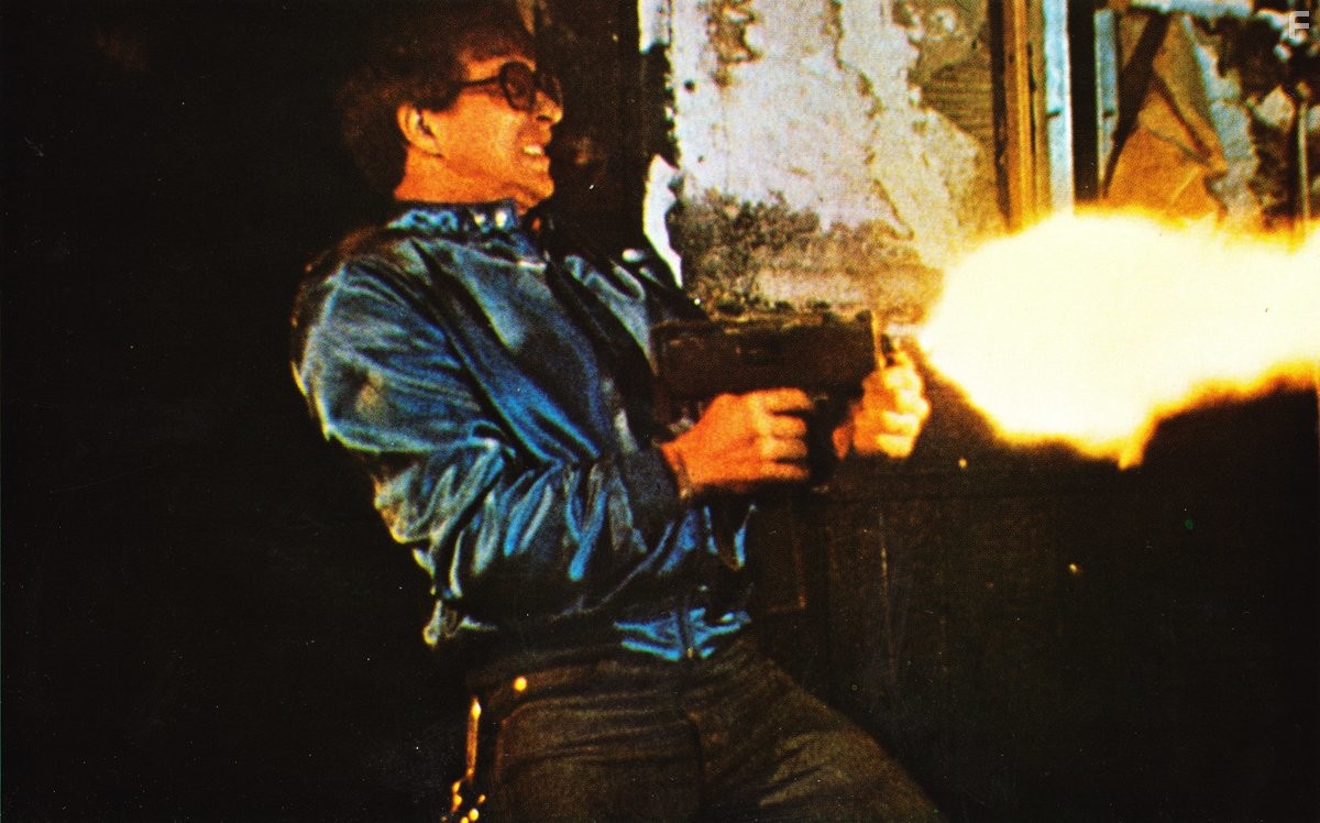 Связь через Майами (1987)