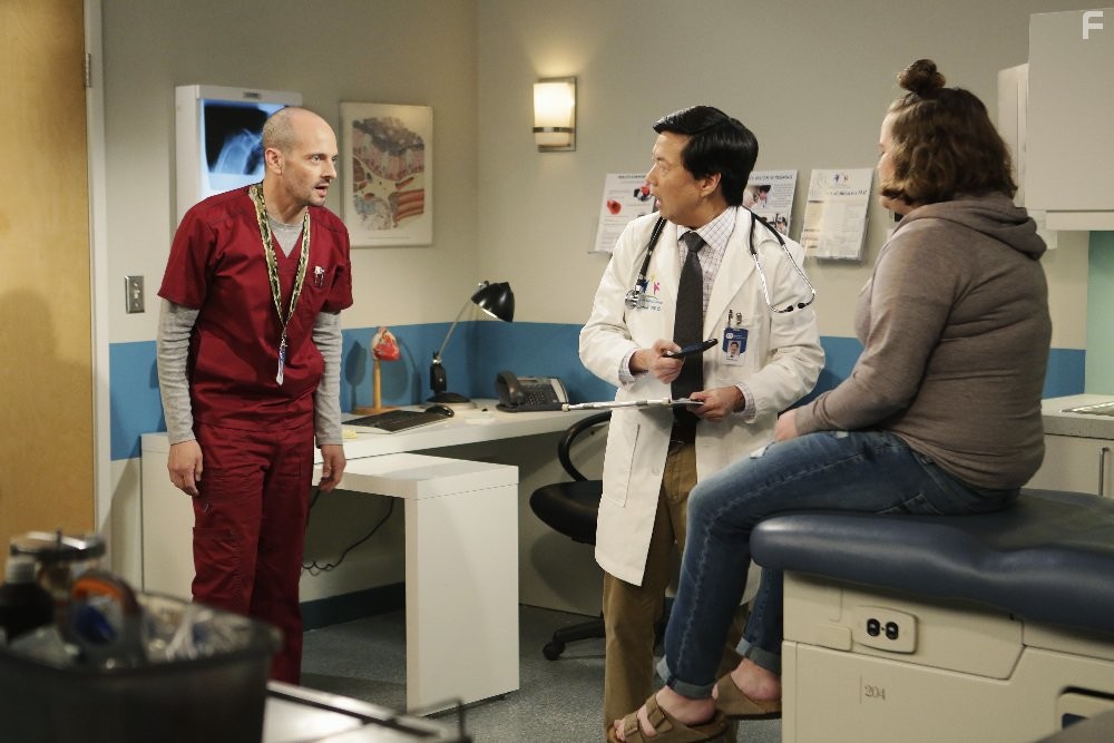 Ken Jeong, Jonathan Slavin, and Betsy Sodaro in Доктор Кен (2015)