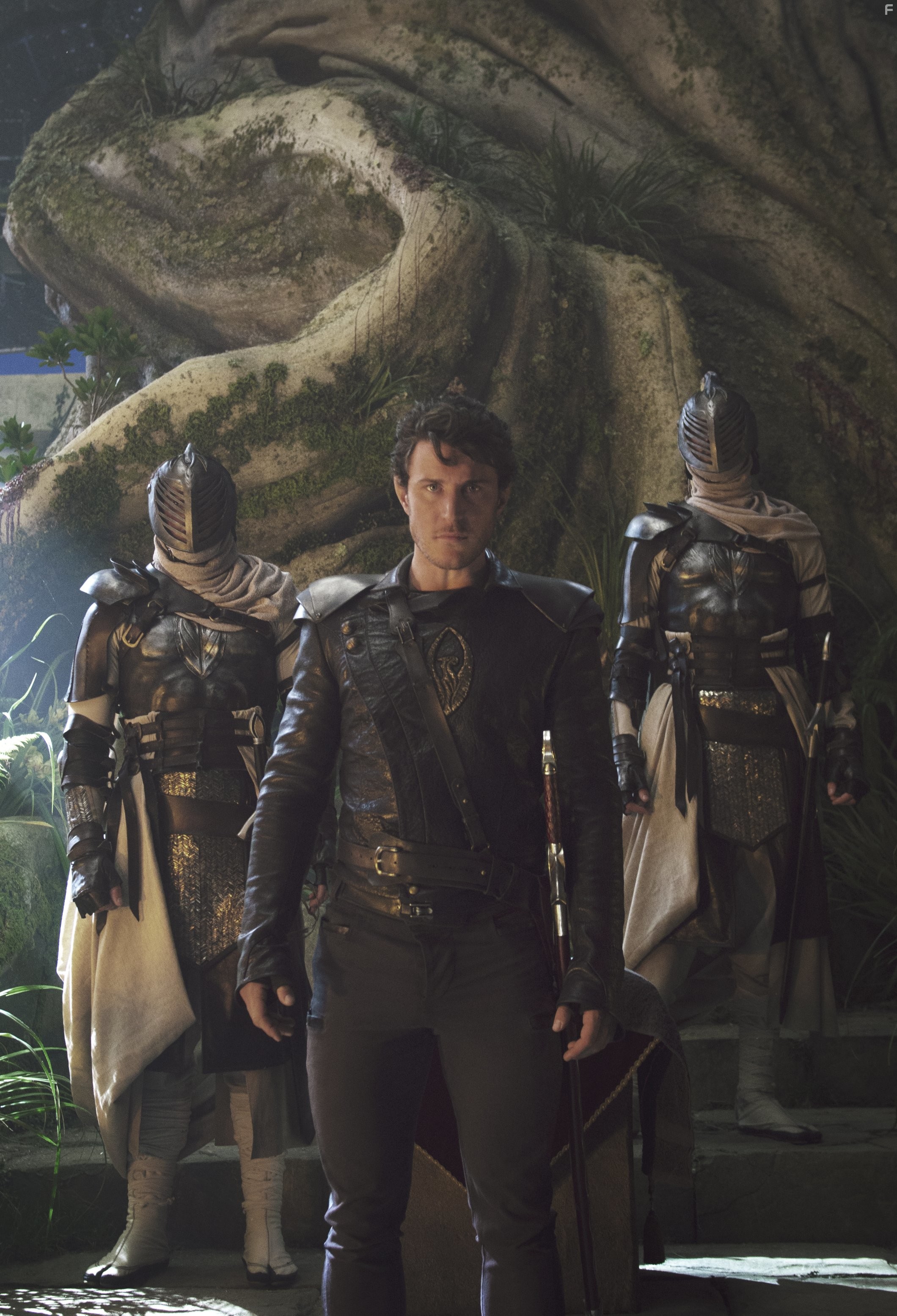 Aaron Jakubenko in Хроники Шаннары (2016)