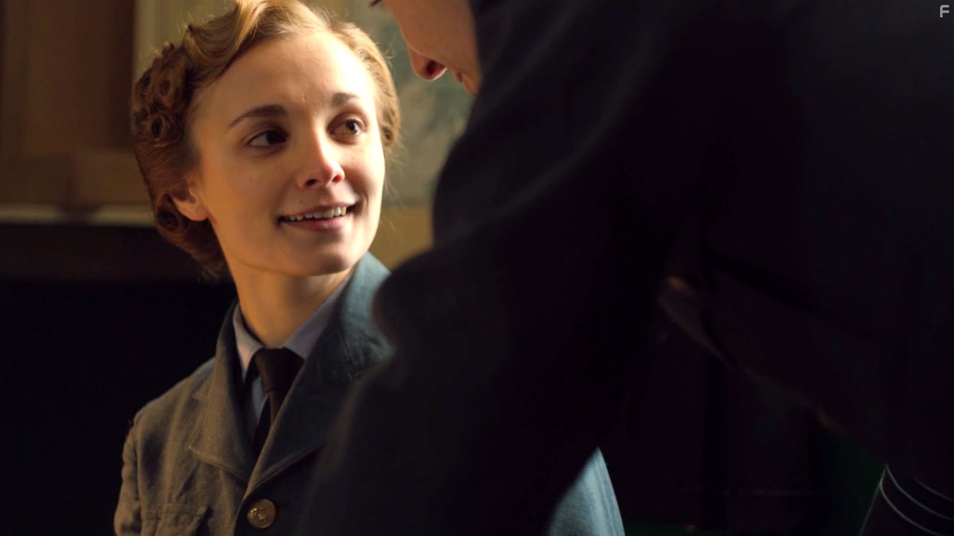 Leila Mimmack in Home Fires (2015)