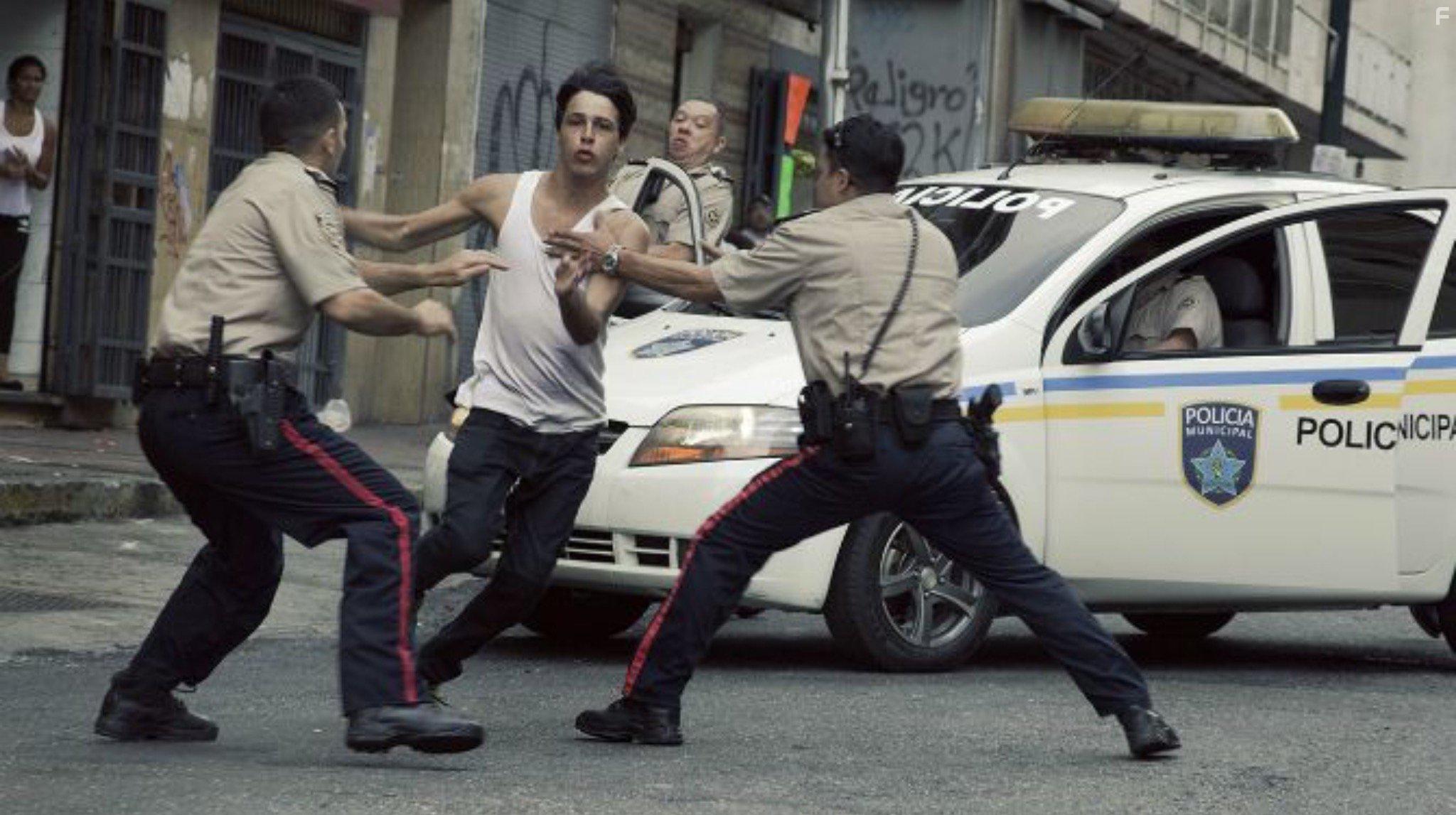 Luis Silva in Desde all (2015)