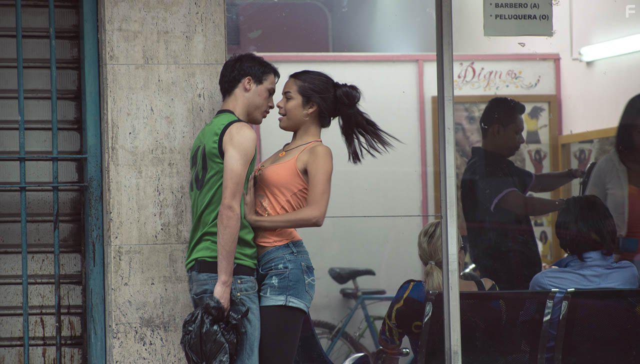 Luis Silva in Desde all (2015)