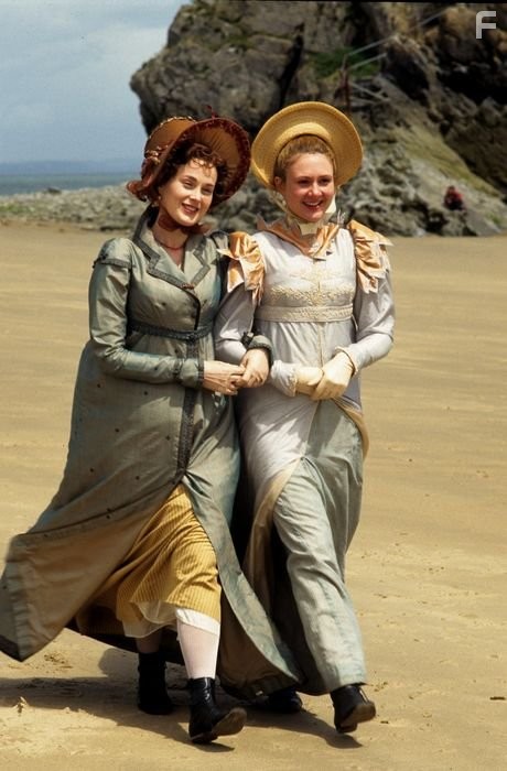 Frances Grey and Natasha Little in Vanity Fair (1998)