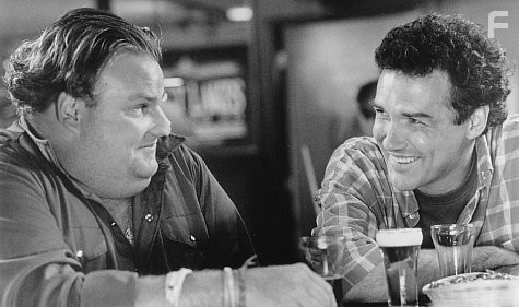 Chris Farley and Norm MacDonald in Грязная работа (1998)