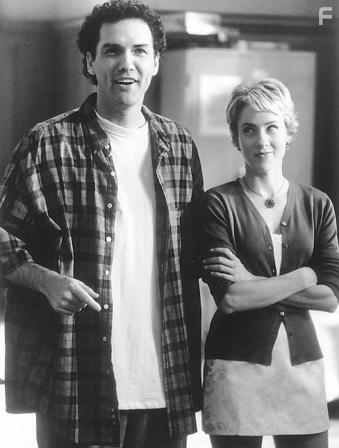 Traylor Howard and Norm MacDonald in Грязная работа (1998)