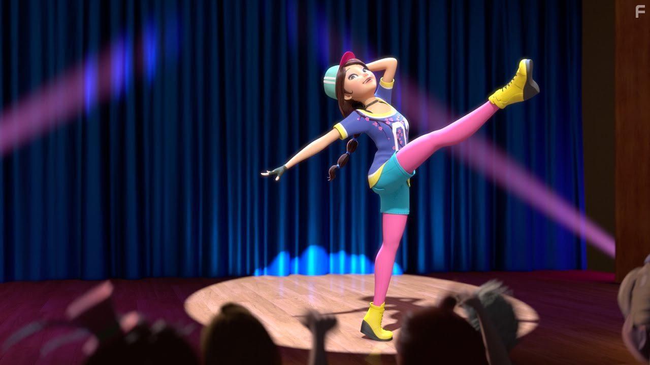 Dianne Doan in Descendants: Wicked World (2015)