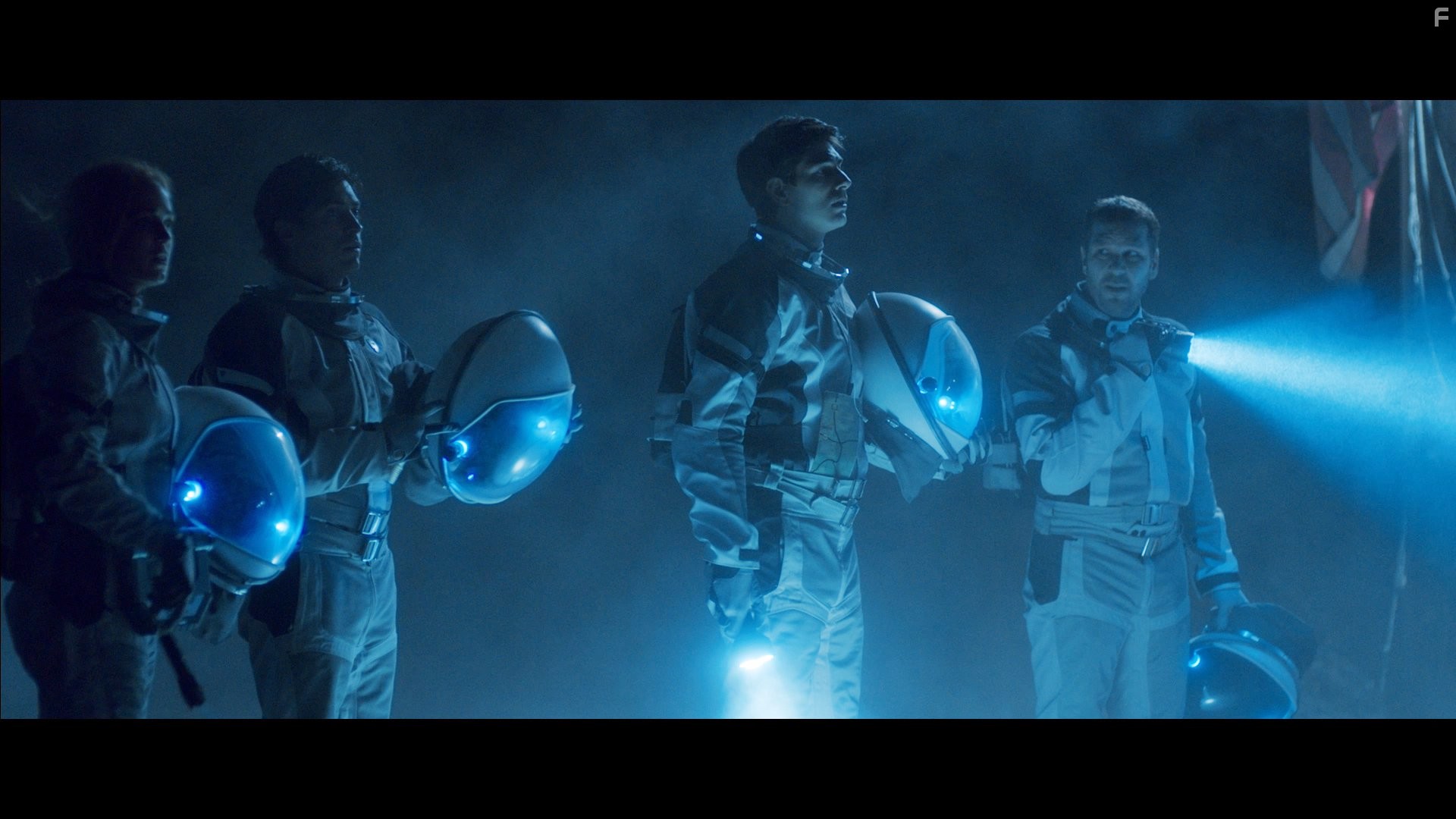 Dane Cook, Brandon Routh, Ben Feldman, and Caity Lotz in 400 дней (2015)